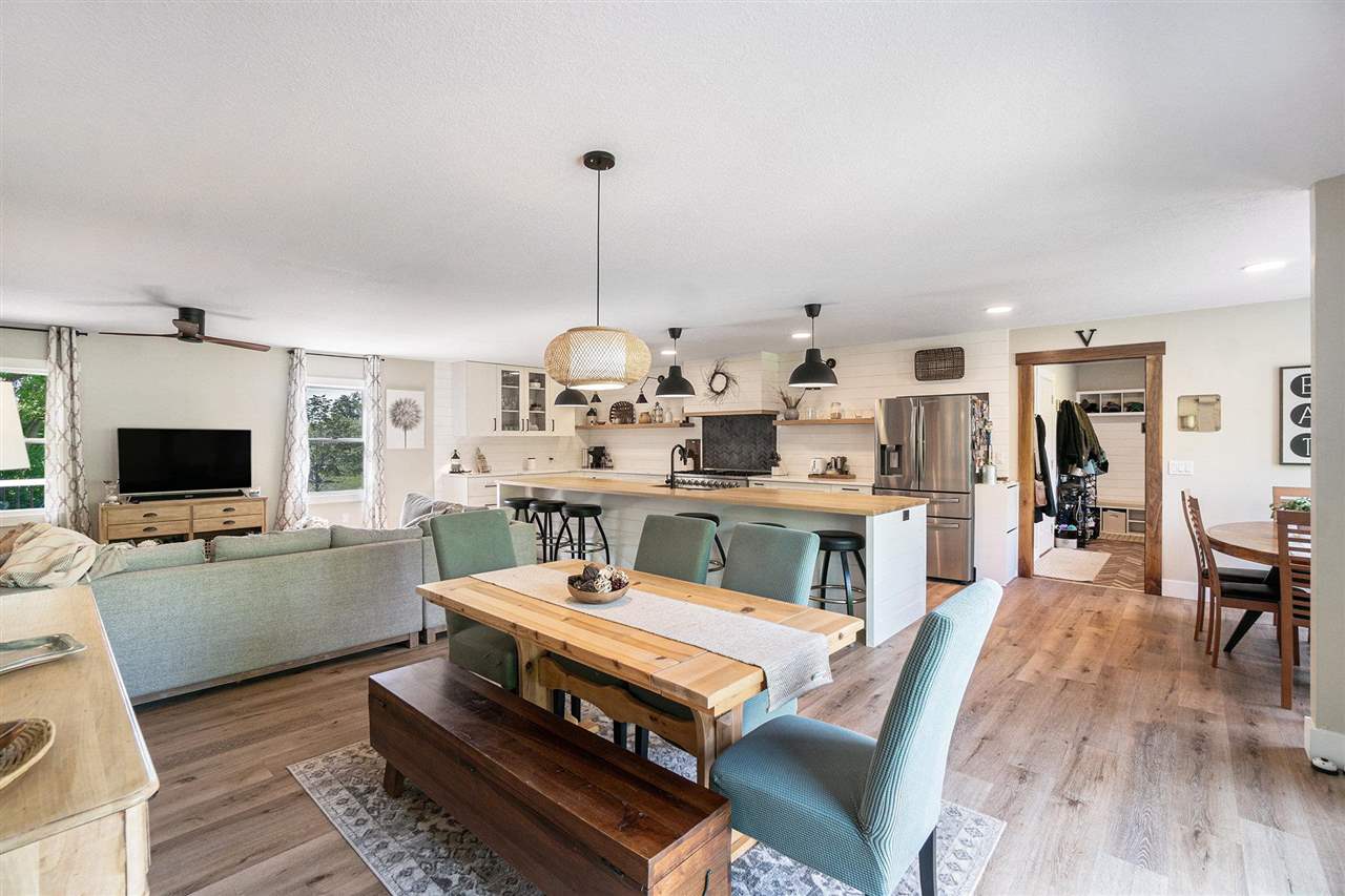 Boyne City, Michigan 49712, United States, 4 Bedrooms Bedrooms, ,2 BathroomsBathrooms,Residential,Active,140763