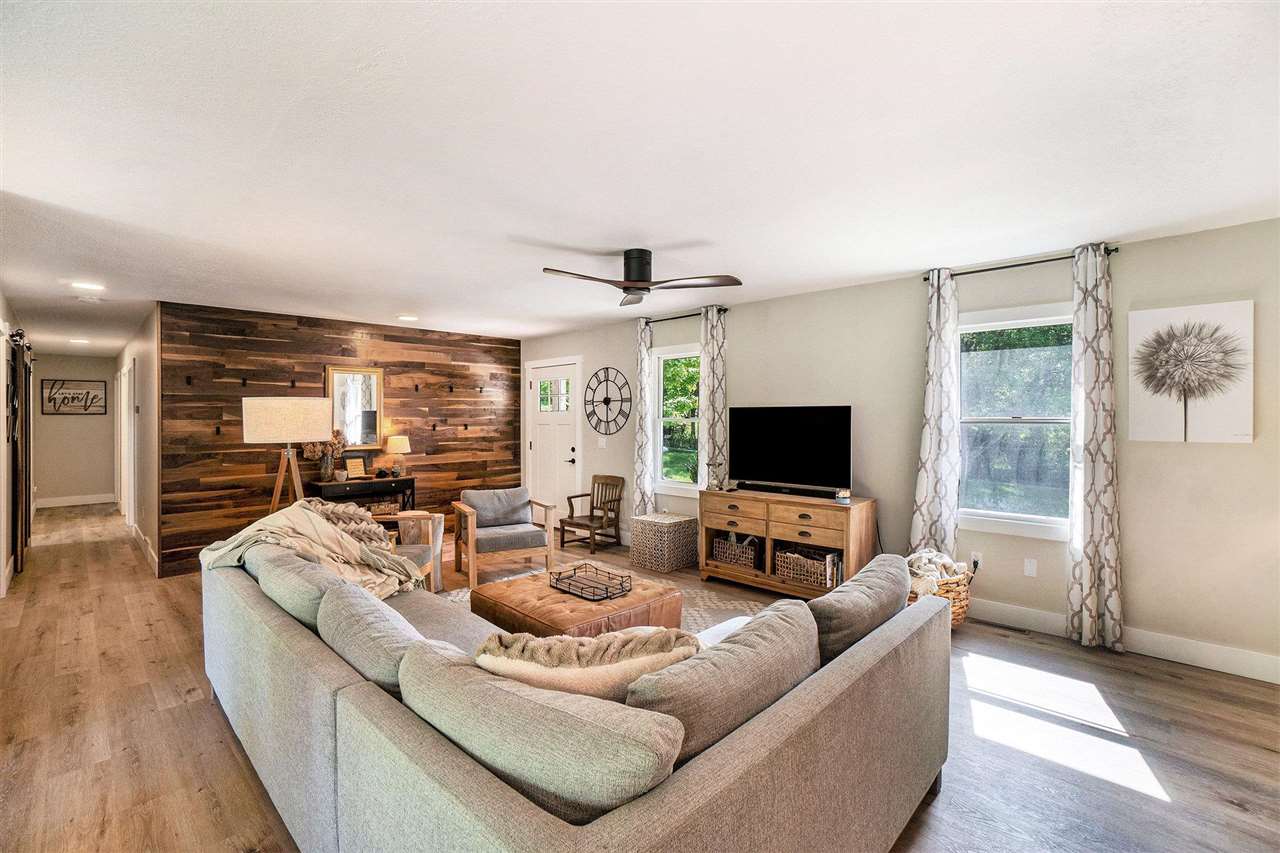 Boyne City, Michigan 49712, United States, 4 Bedrooms Bedrooms, ,2 BathroomsBathrooms,Residential,Active,140763