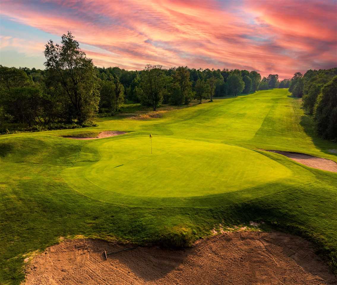 Gaylord, Michigan 49735, United States, 3 Bedrooms Bedrooms, ,2 BathroomsBathrooms,Residential,Active,207047