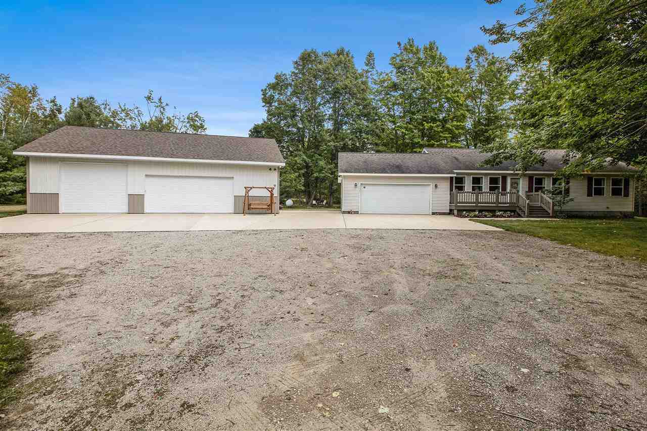 Gaylord, Michigan 49735, United States, 3 Bedrooms Bedrooms, ,2 BathroomsBathrooms,Residential,Active,207047