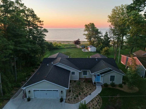 Photo for 6124 Ridge Road