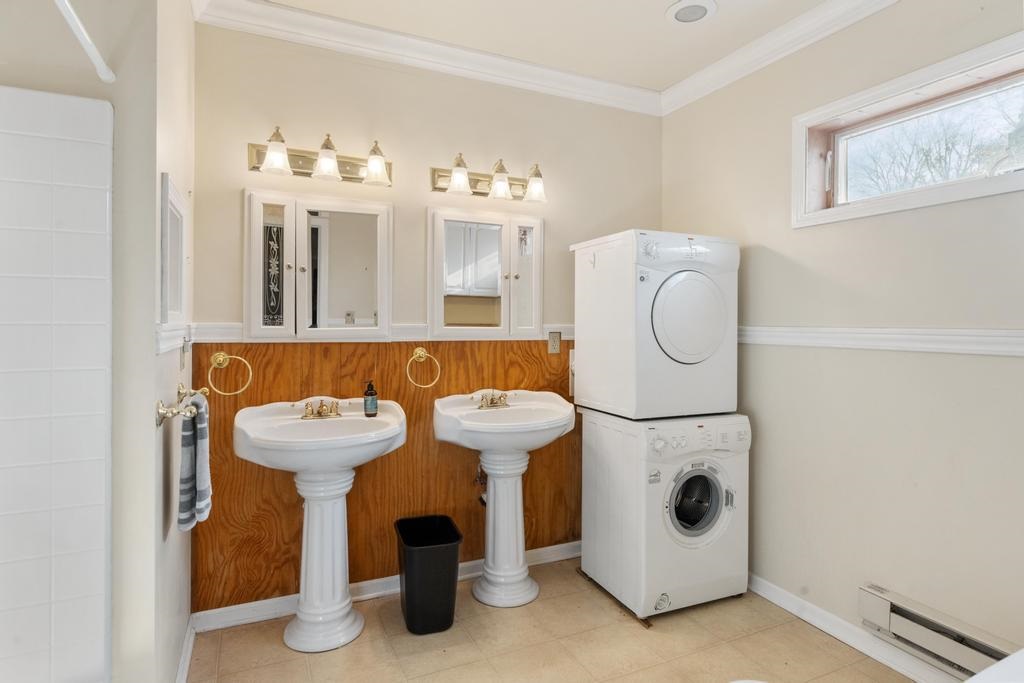 Charlevoix, Michigan 49720, United States, 4 Bedrooms Bedrooms, ,3 BathroomsBathrooms,Residential,Active,240813