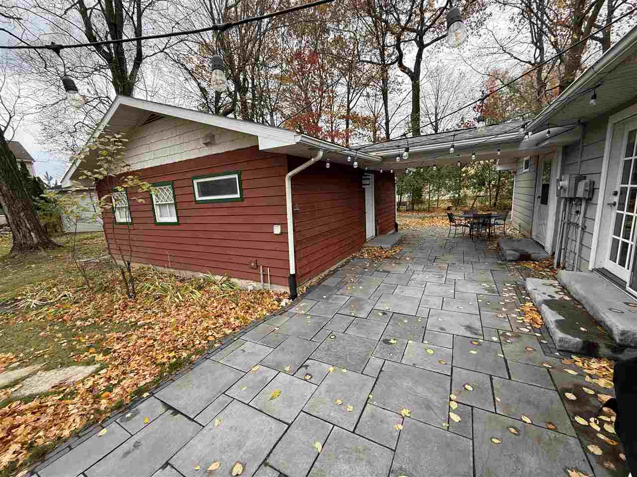 Charlevoix, Michigan 49720, United States, 4 Bedrooms Bedrooms, ,3 BathroomsBathrooms,Residential,Active,240813