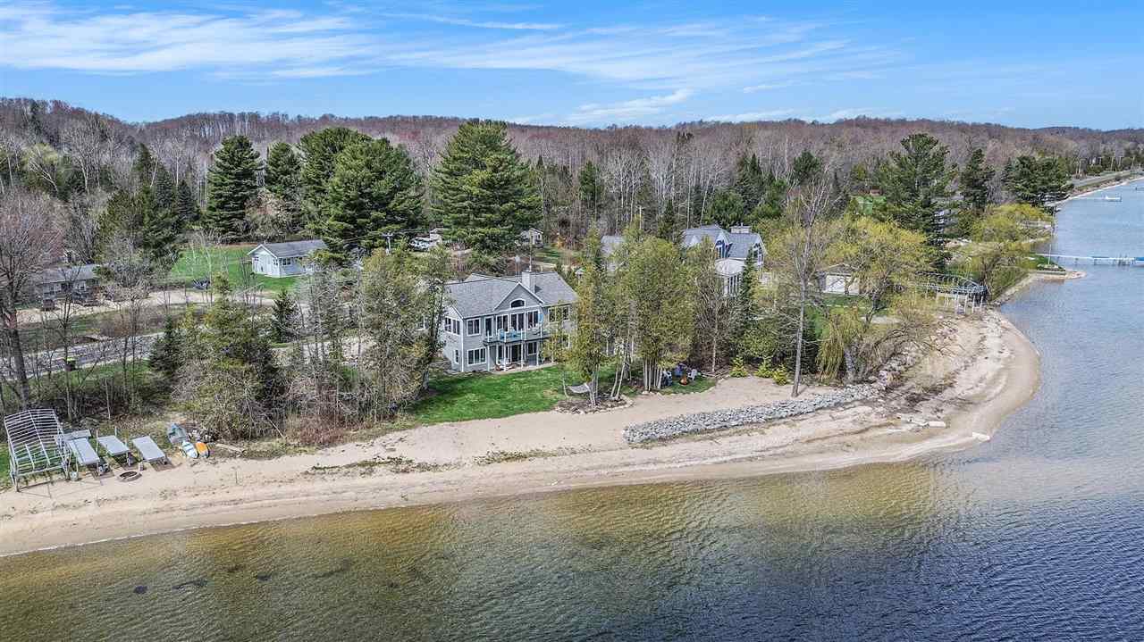 East Jordan, Michigan 49727, United States, 3 Bedrooms Bedrooms, ,3 BathroomsBathrooms,Residential,Active,120438