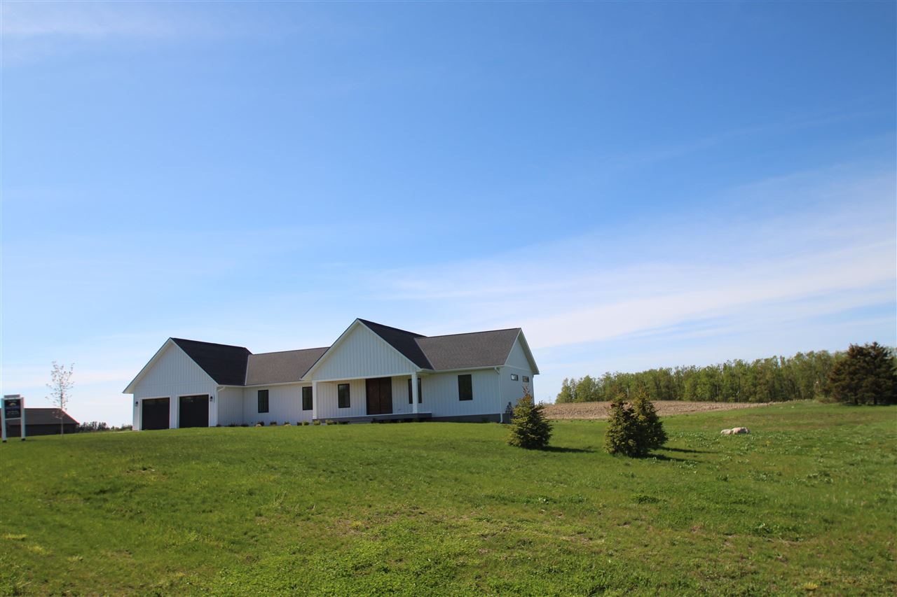 1926 Farm View Ln