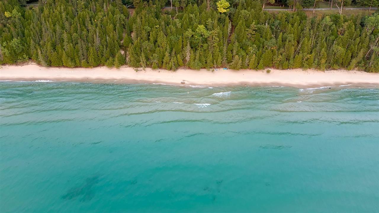 Harbor Springs, Michigan 49740, United States, ,Land,Active,43857