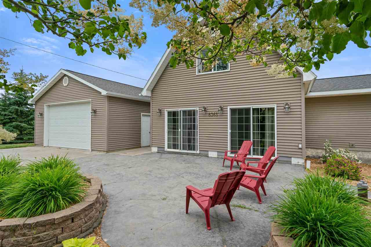 Williamsburg, Michigan 49690, United States, 3 Bedrooms Bedrooms, ,2 BathroomsBathrooms,Residential,Active,42692