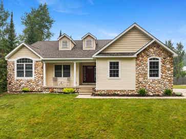 18701 Clipperview Road Charlevoix MI 49720