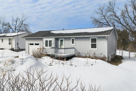 204 Winfield Avenue Petoskey MI 49770