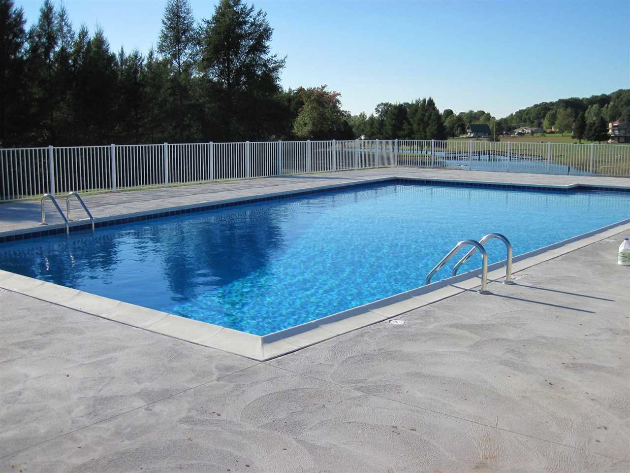 Boyne Falls, Michigan 49713, United States, 3 Bedrooms Bedrooms, ,2 BathroomsBathrooms,Residential,Active,129870