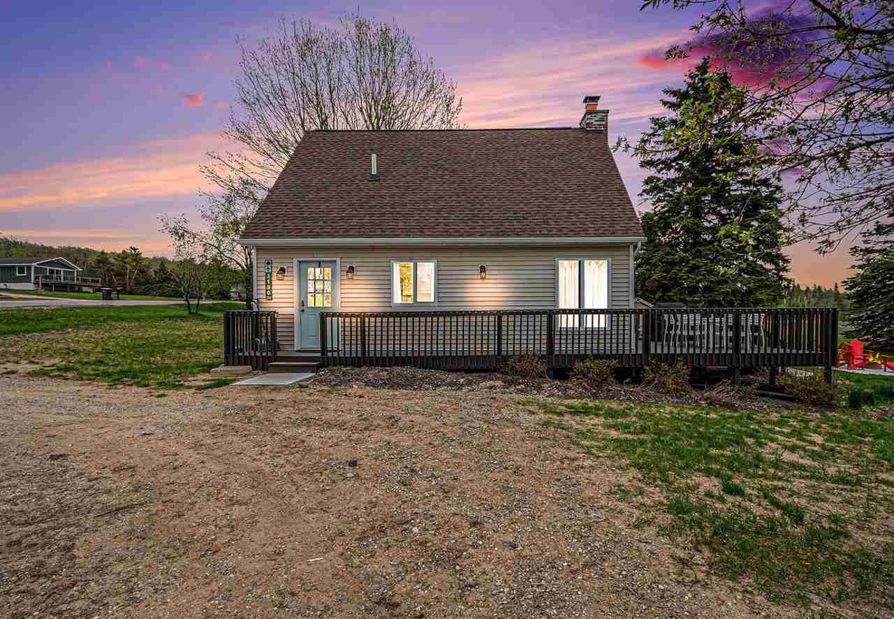 Boyne Falls, Michigan 49713, United States, 3 Bedrooms Bedrooms, ,2 BathroomsBathrooms,Residential,Active,129870