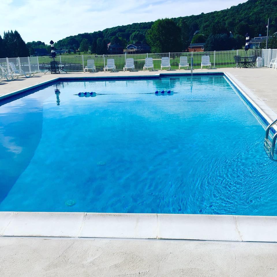 Boyne Falls, Michigan 49713, United States, 3 Bedrooms Bedrooms, ,2 BathroomsBathrooms,Residential,Active,129870