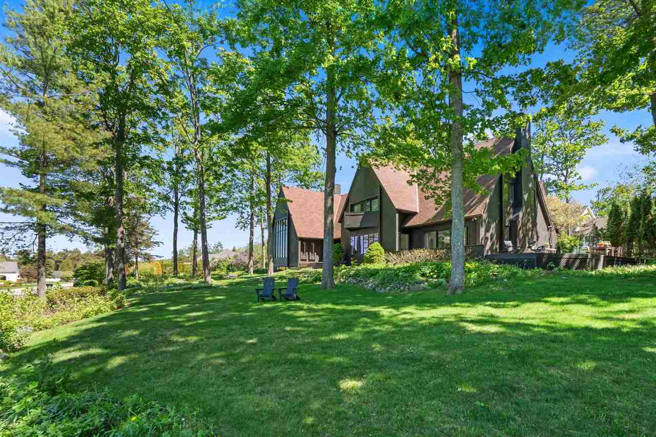 1425 Bay View Heights Drive