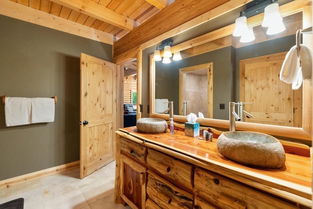 Boyne City, Michigan 49712, United States, 4 Bedrooms Bedrooms, ,4 BathroomsBathrooms,Residential,Active,209889