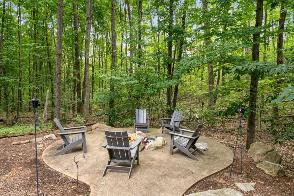 Boyne City, Michigan 49712, United States, 4 Bedrooms Bedrooms, ,4 BathroomsBathrooms,Residential,Active,209889