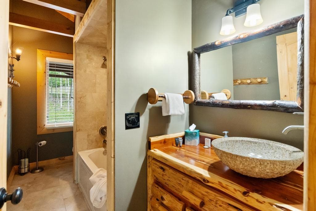 Boyne City, Michigan 49712, United States, 4 Bedrooms Bedrooms, ,4 BathroomsBathrooms,Residential,Active,209889