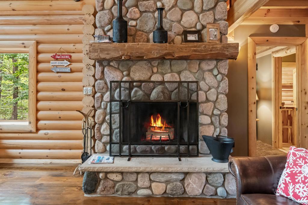 Boyne City, Michigan 49712, United States, 4 Bedrooms Bedrooms, ,4 BathroomsBathrooms,Residential,Active,209889