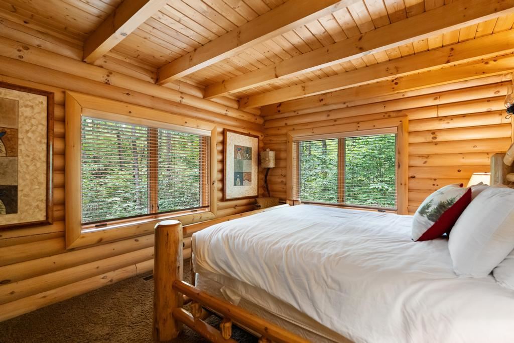 Boyne City, Michigan 49712, United States, 4 Bedrooms Bedrooms, ,4 BathroomsBathrooms,Residential,Active,209889