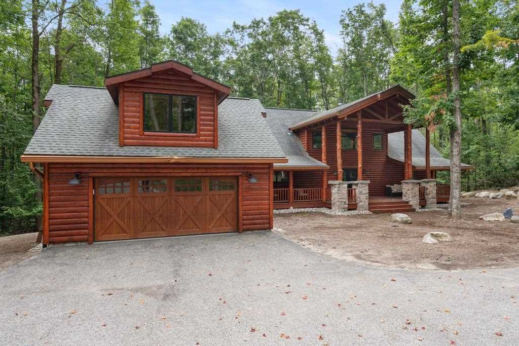 Boyne City, Michigan 49712, United States, 4 Bedrooms Bedrooms, ,4 BathroomsBathrooms,Residential,Active,209889