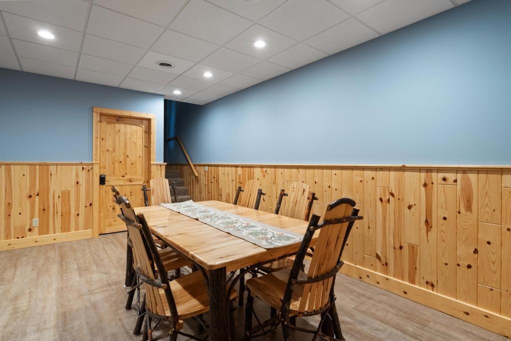 Boyne City, Michigan 49712, United States, 4 Bedrooms Bedrooms, ,4 BathroomsBathrooms,Residential,Active,209889