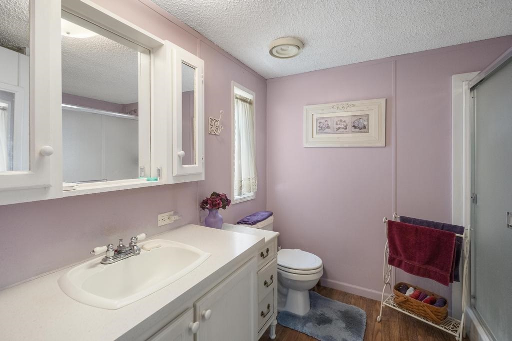 Charlevoix, Michigan 49720, United States, 3 Bedrooms Bedrooms, ,2 BathroomsBathrooms,Residential,Active,169804