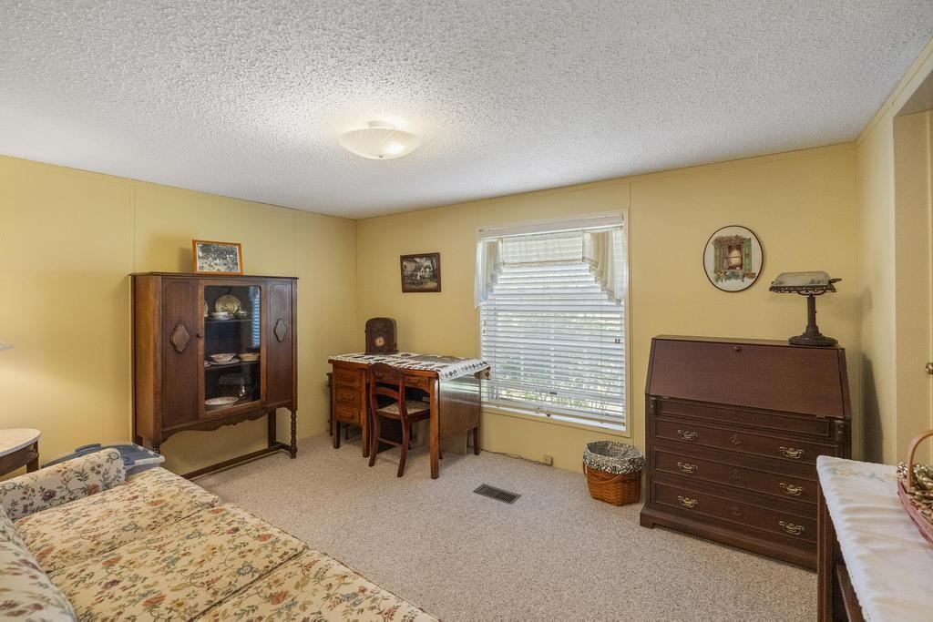 Charlevoix, Michigan 49720, United States, 3 Bedrooms Bedrooms, ,2 BathroomsBathrooms,Residential,Active,169804