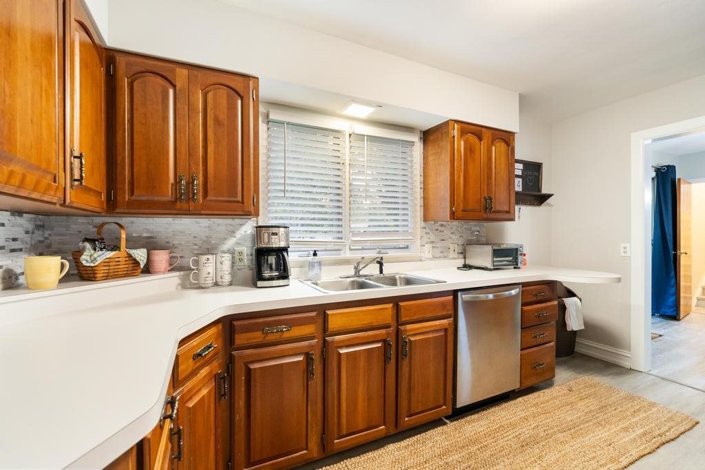 Charlevoix, Michigan 49720, United States, 3 Bedrooms Bedrooms, ,1 BathroomBathrooms,Residential,Active,224862