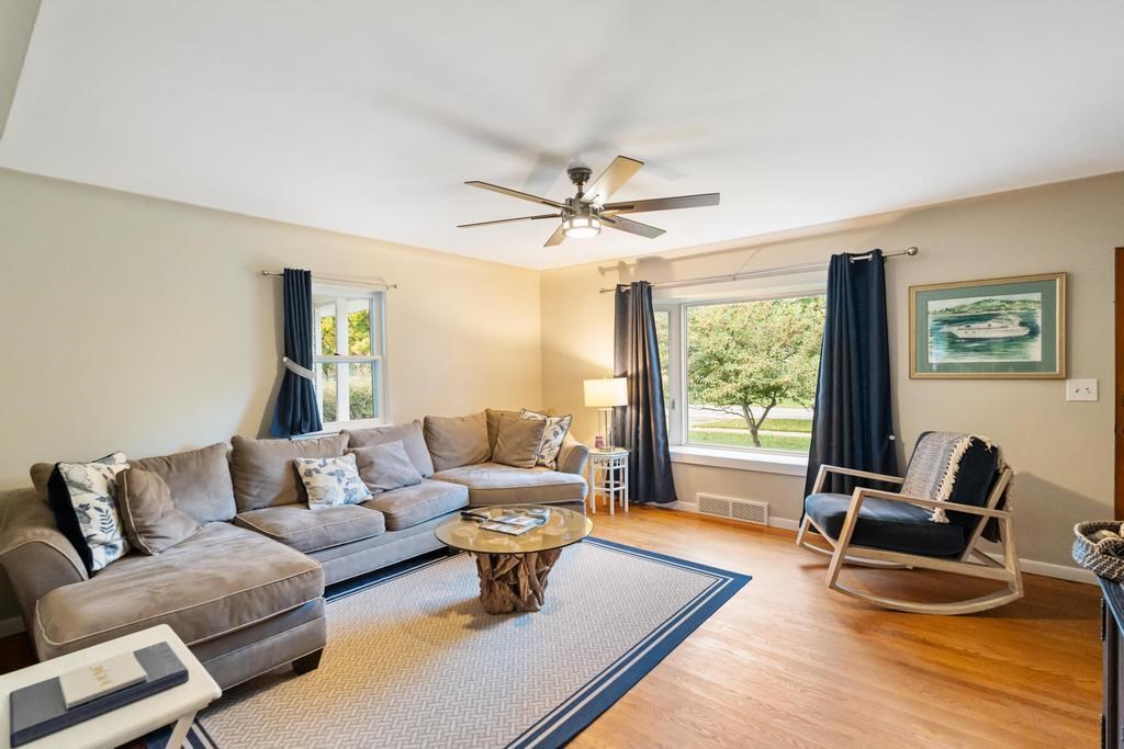 Charlevoix, Michigan 49720, United States, 3 Bedrooms Bedrooms, ,1 BathroomBathrooms,Residential,Active,224862