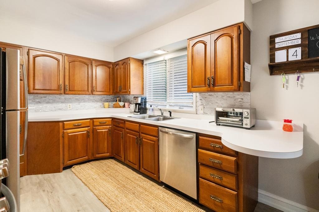 Charlevoix, Michigan 49720, United States, 3 Bedrooms Bedrooms, ,1 BathroomBathrooms,Residential,Active,224862