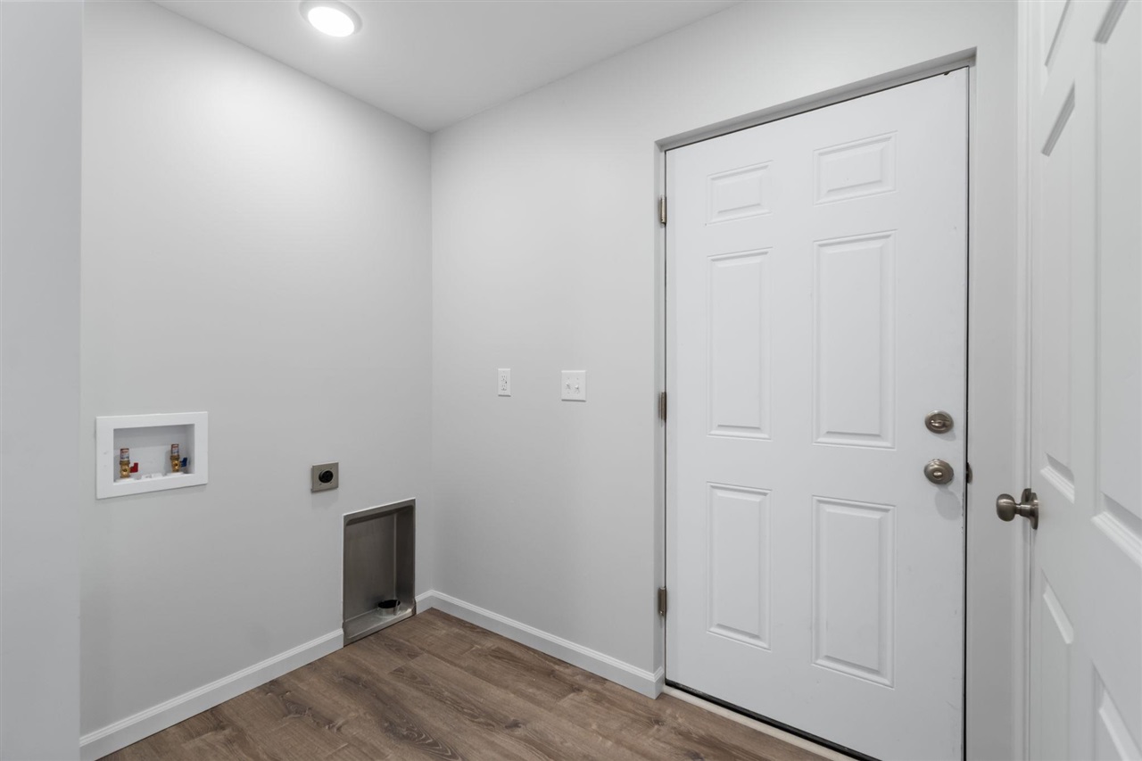 Gaylord, Michigan 49735, United States, 3 Bedrooms Bedrooms, ,2 BathroomsBathrooms,Residential,Active,254776