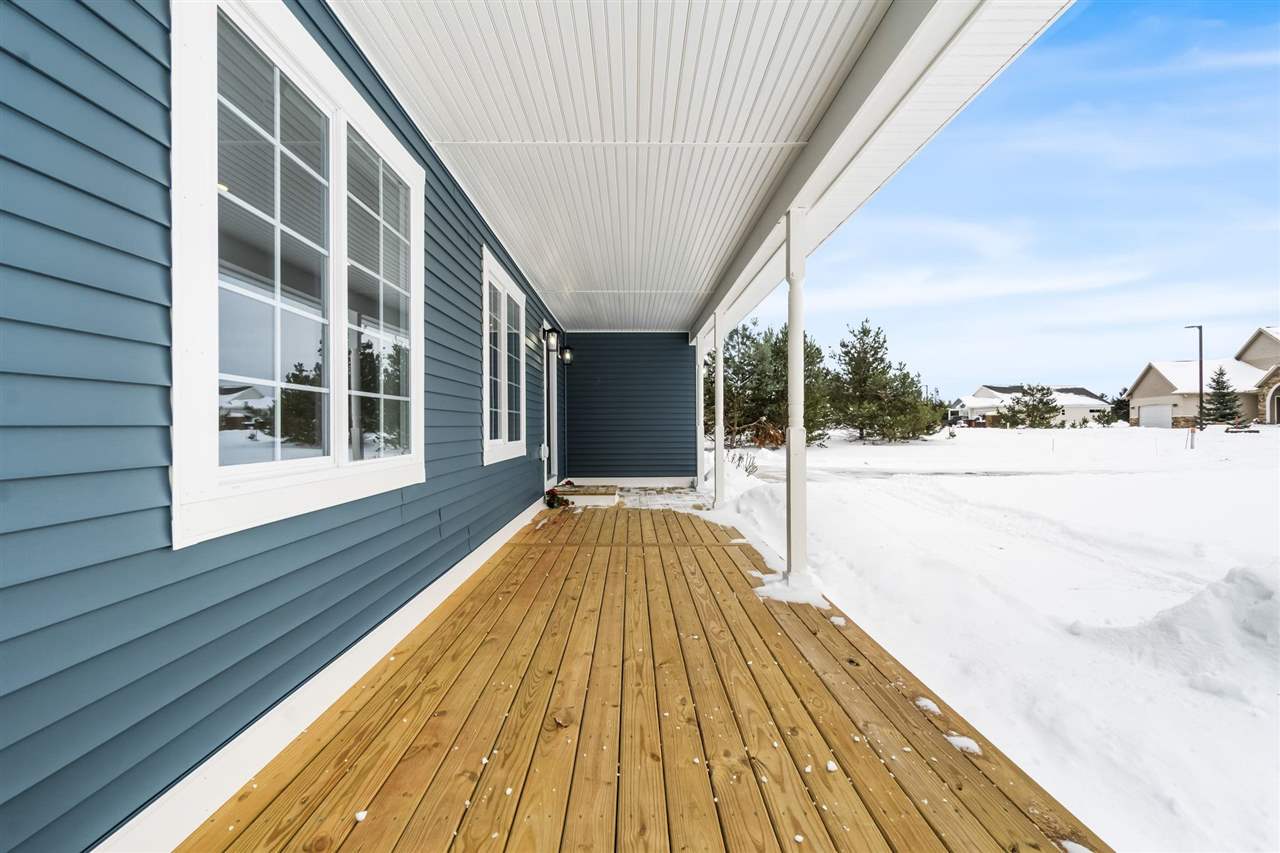 Gaylord, Michigan 49735, United States, 3 Bedrooms Bedrooms, ,2 BathroomsBathrooms,Residential,Active,254776