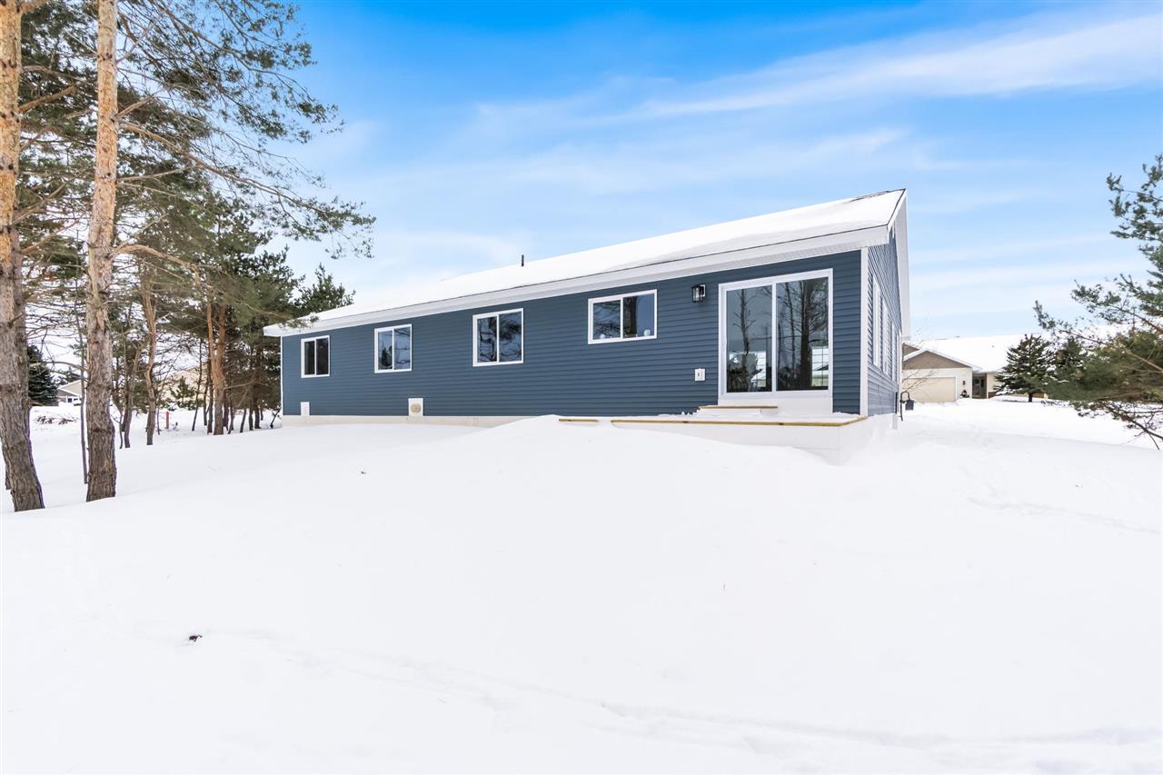 Gaylord, Michigan 49735, United States, 3 Bedrooms Bedrooms, ,2 BathroomsBathrooms,Residential,Active,254776