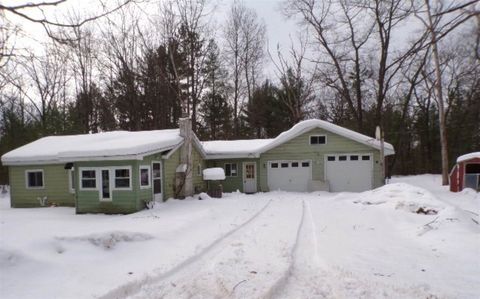 975 W Bear Lake NE Kalkaska MI 49646