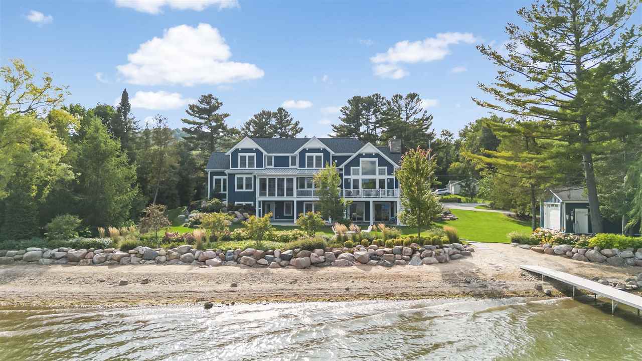 East Jordan, Michigan 49727, United States, 7 Bedrooms Bedrooms, ,8 BathroomsBathrooms,Residential,Active,213487