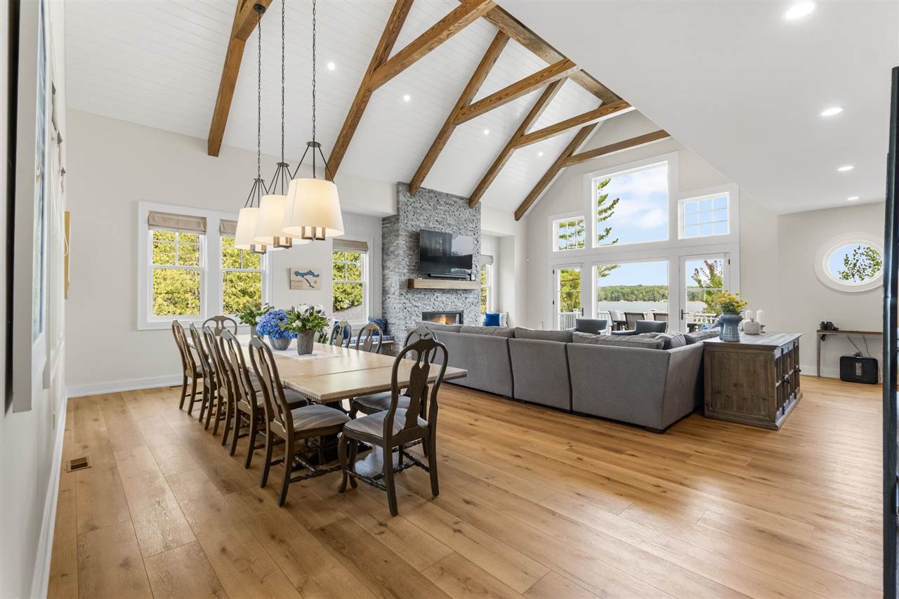 East Jordan, Michigan 49727, United States, 7 Bedrooms Bedrooms, ,8 BathroomsBathrooms,Residential,Active,213487