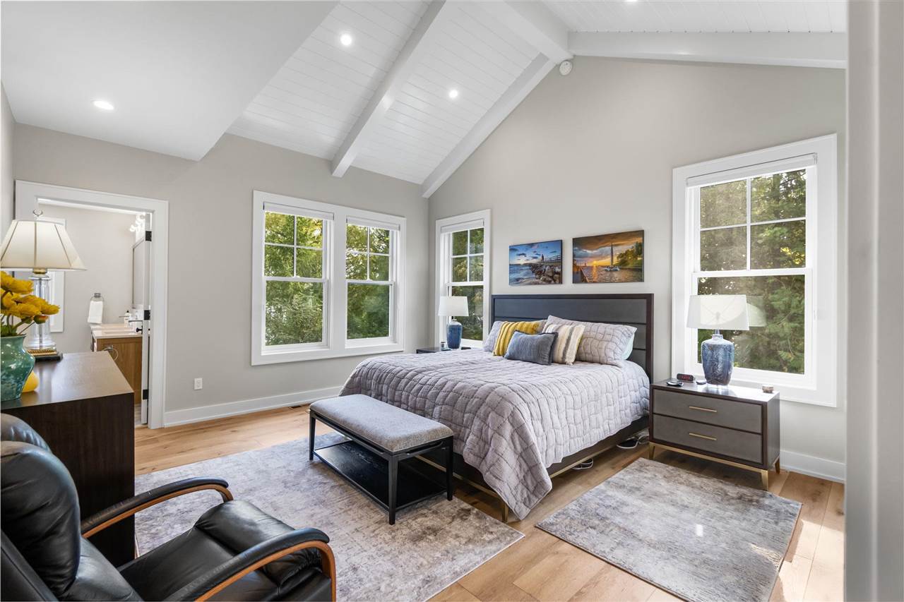 East Jordan, Michigan 49727, United States, 7 Bedrooms Bedrooms, ,8 BathroomsBathrooms,Residential,Active,213487