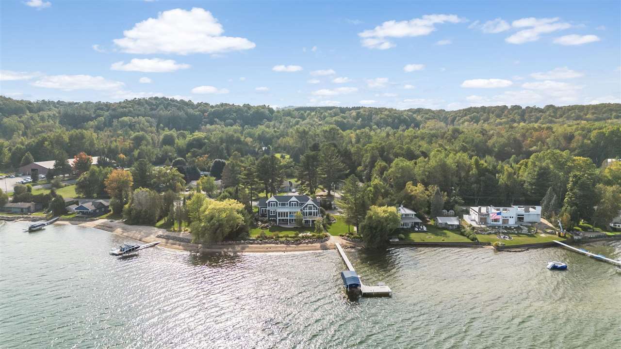 East Jordan, Michigan 49727, United States, 7 Bedrooms Bedrooms, ,8 BathroomsBathrooms,Residential,Active,213487