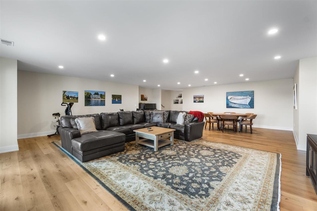 East Jordan, Michigan 49727, United States, 7 Bedrooms Bedrooms, ,8 BathroomsBathrooms,Residential,Active,213487