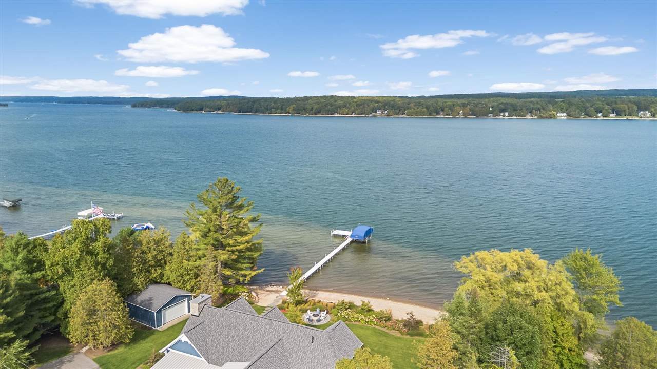 East Jordan, Michigan 49727, United States, 7 Bedrooms Bedrooms, ,8 BathroomsBathrooms,Residential,Active,213487