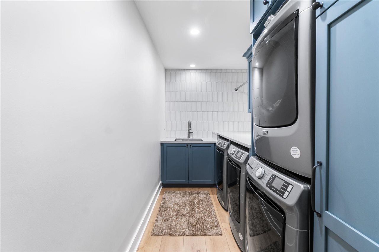 East Jordan, Michigan 49727, United States, 7 Bedrooms Bedrooms, ,8 BathroomsBathrooms,Residential,Active,213487