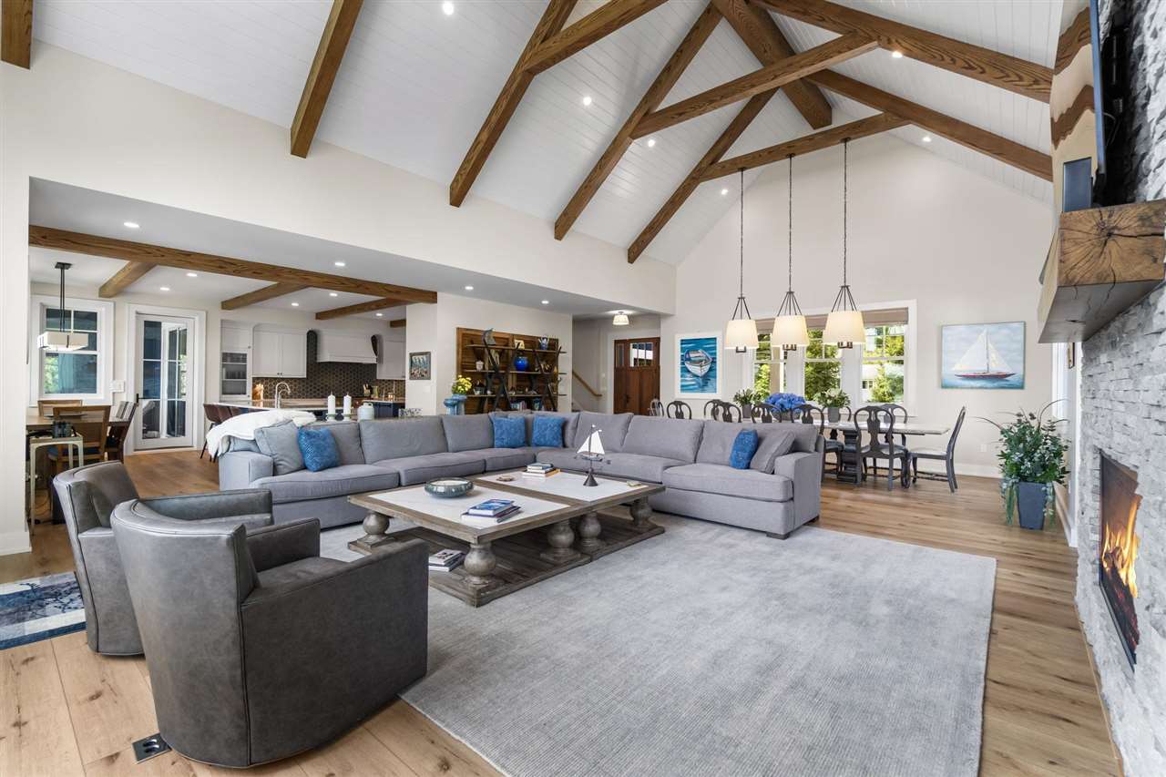 East Jordan, Michigan 49727, United States, 7 Bedrooms Bedrooms, ,8 BathroomsBathrooms,Residential,Active,213487