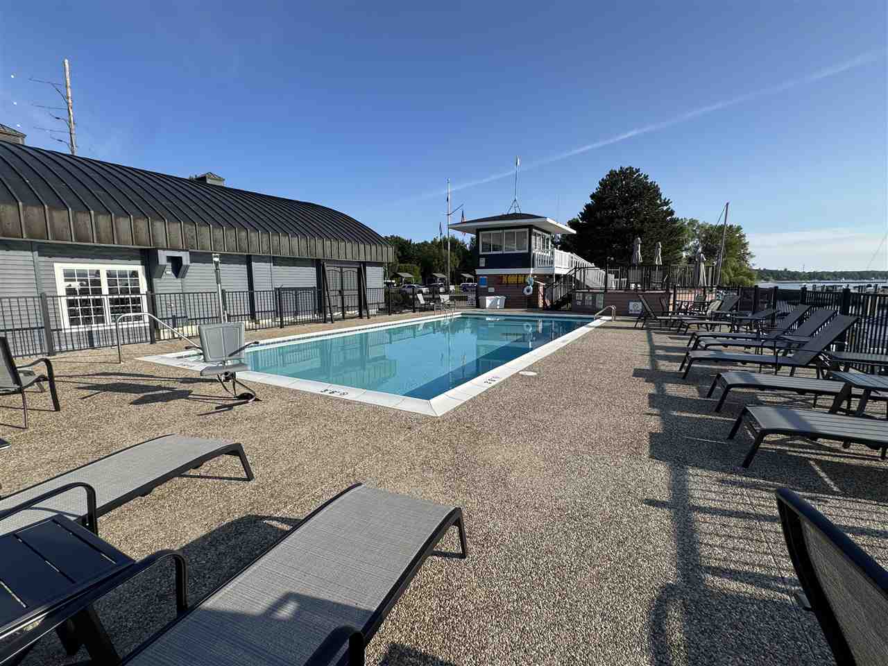 Charlevoix, Michigan 49720, United States, ,Land,Active,173467