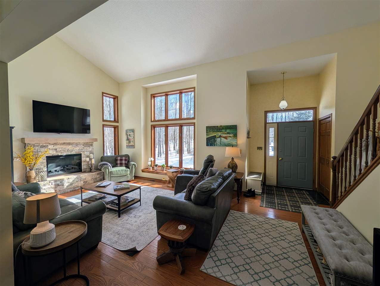 6019 & 6037 Forest Ridge Lane