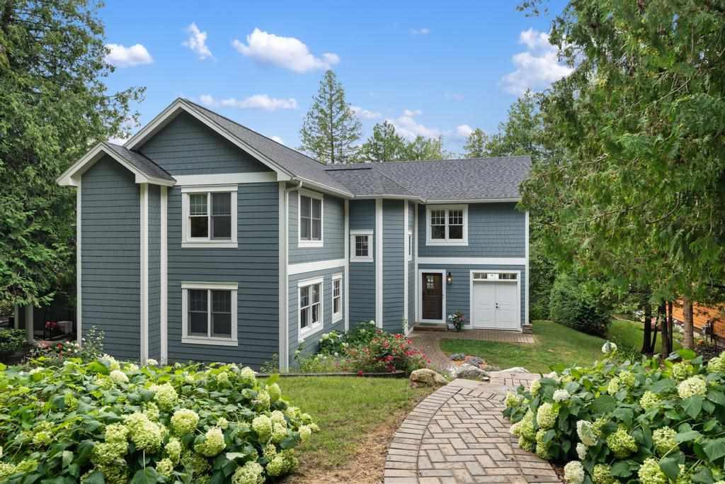 3312 Springwater Beach Road