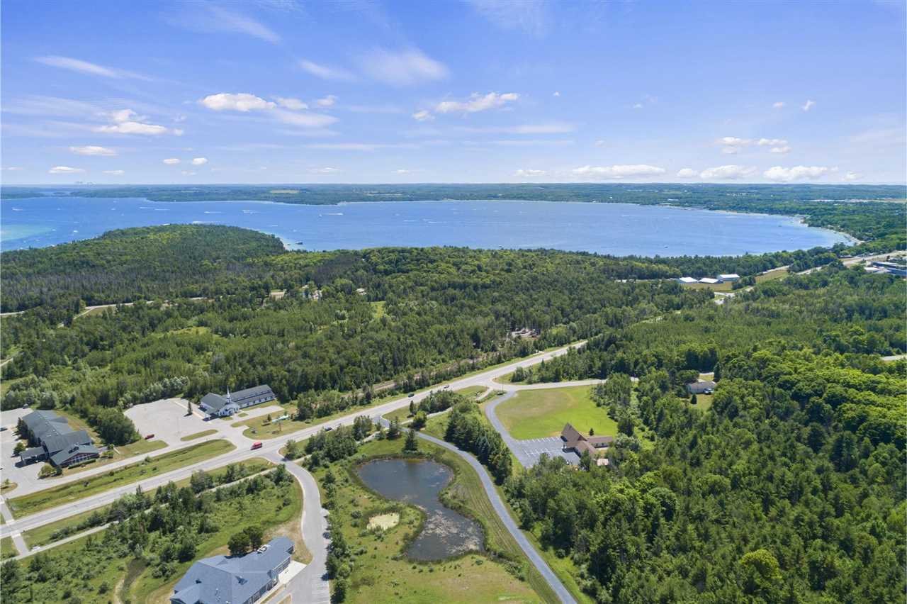 Charlevoix, Michigan 49720, United States, ,Land,Active,58630