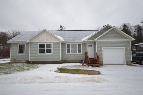 605 Forest Avenue Boyne City MI 49712