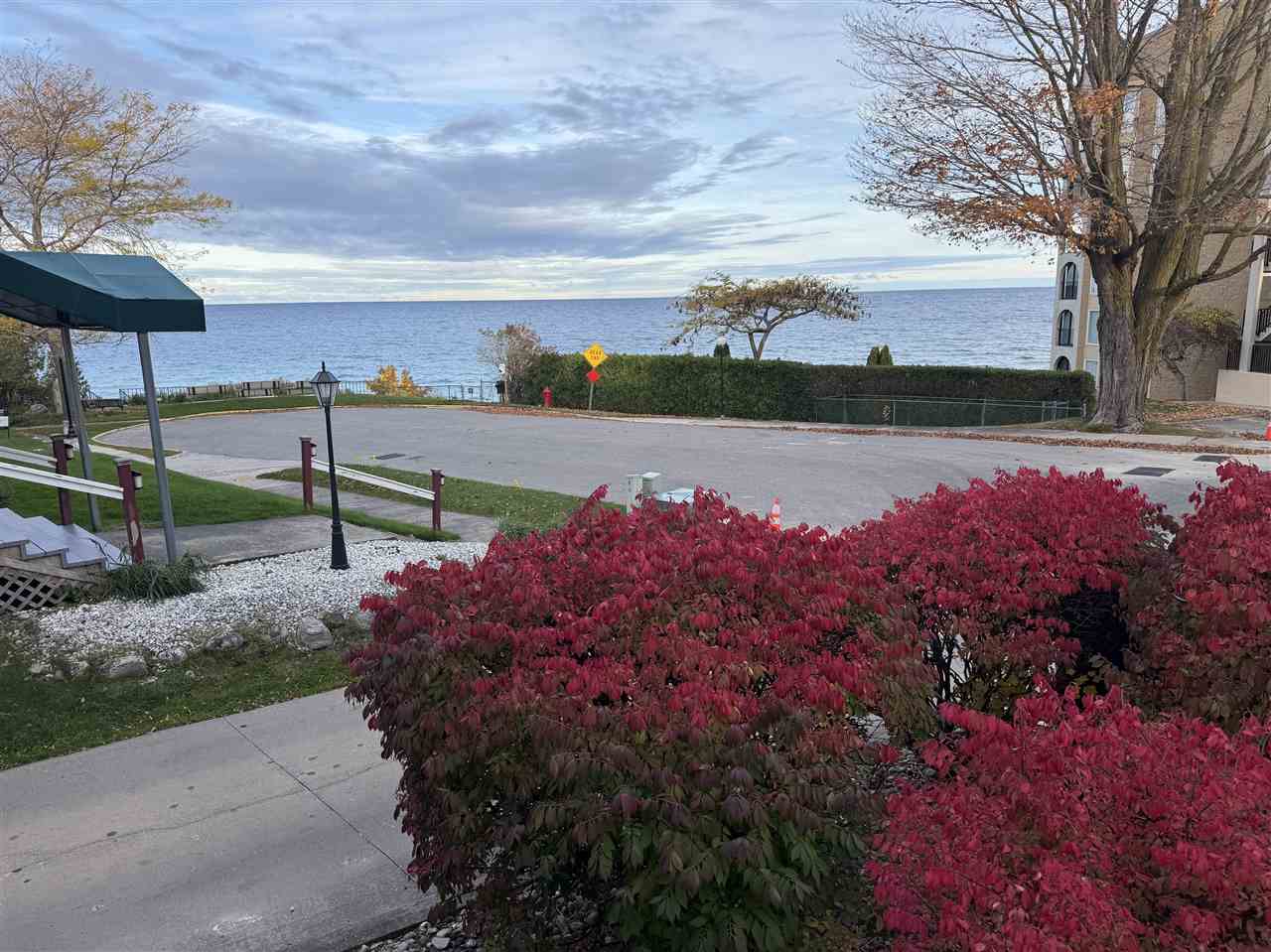 Charlevoix, Michigan 49720, United States, 1 Bedroom Bedrooms, ,1 BathroomBathrooms,Residential,Active,236962