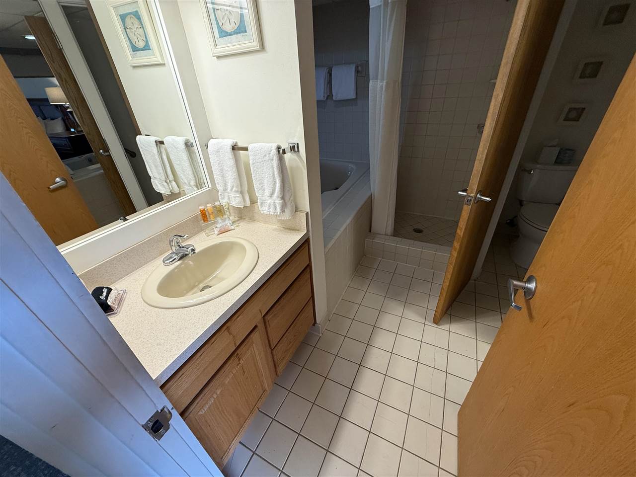 Charlevoix, Michigan 49720, United States, 1 Bedroom Bedrooms, ,1 BathroomBathrooms,Residential,Active,236962