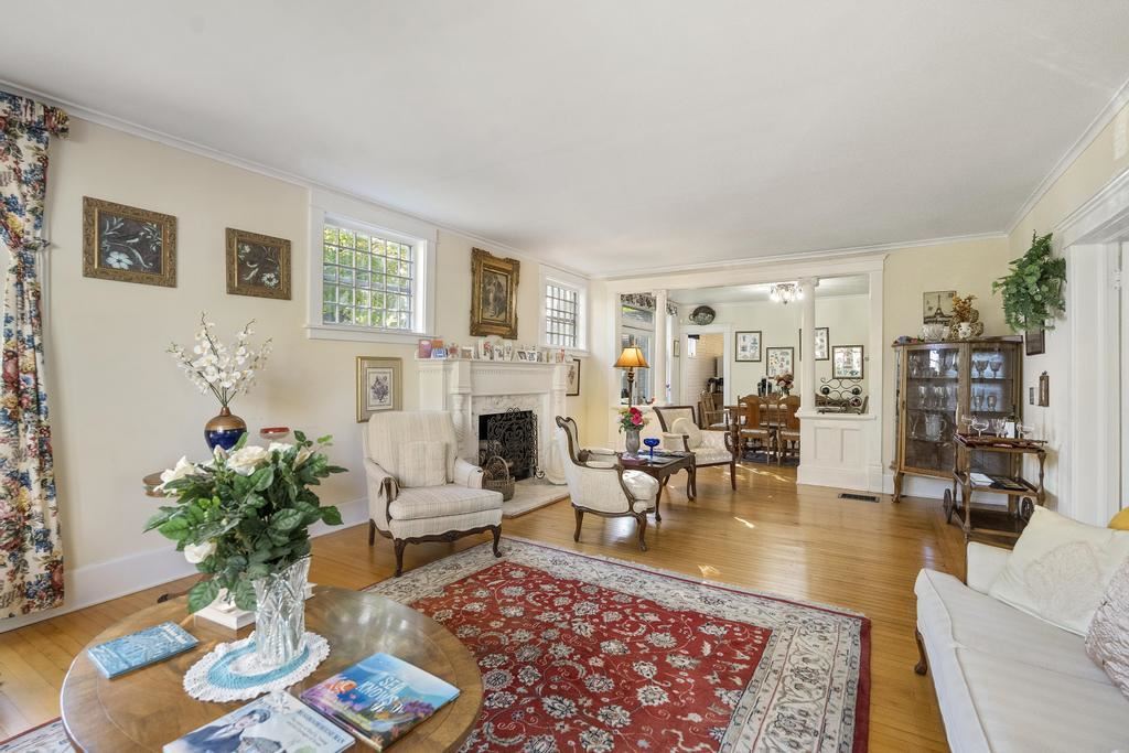 Charlevoix, Michigan 49720, United States, 8 Bedrooms Bedrooms, ,7 BathroomsBathrooms,Residential,Active,190234