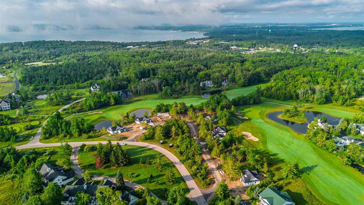 Charlevoix, Michigan 49720, United States, 3 Bedrooms Bedrooms, ,2 BathroomsBathrooms,Residential,Active,123605